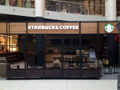 Интерьерное оформление для кофейни Starbucks в ТЦ «Пассаж»