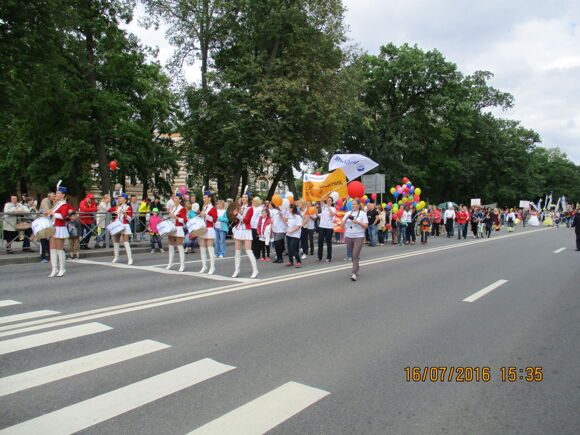 Шествие по С.-Петербургскому пр._16.07.16 (8)